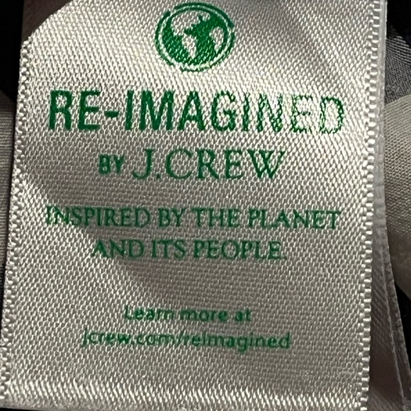 Girls j crew puff sleeve shirt dress in mixed navy gingham.  Size 7. - Picture 9 of 9